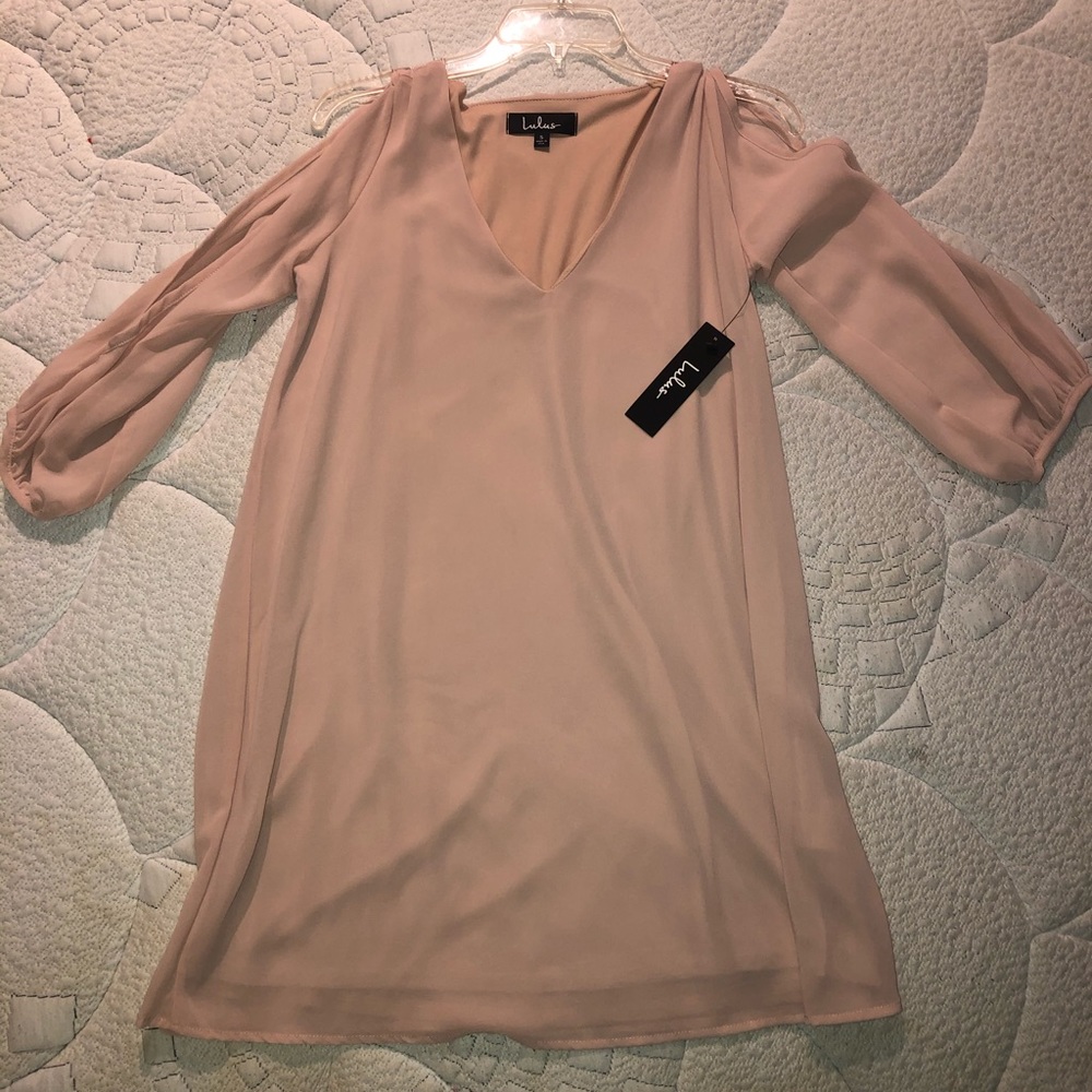 Women’s dress